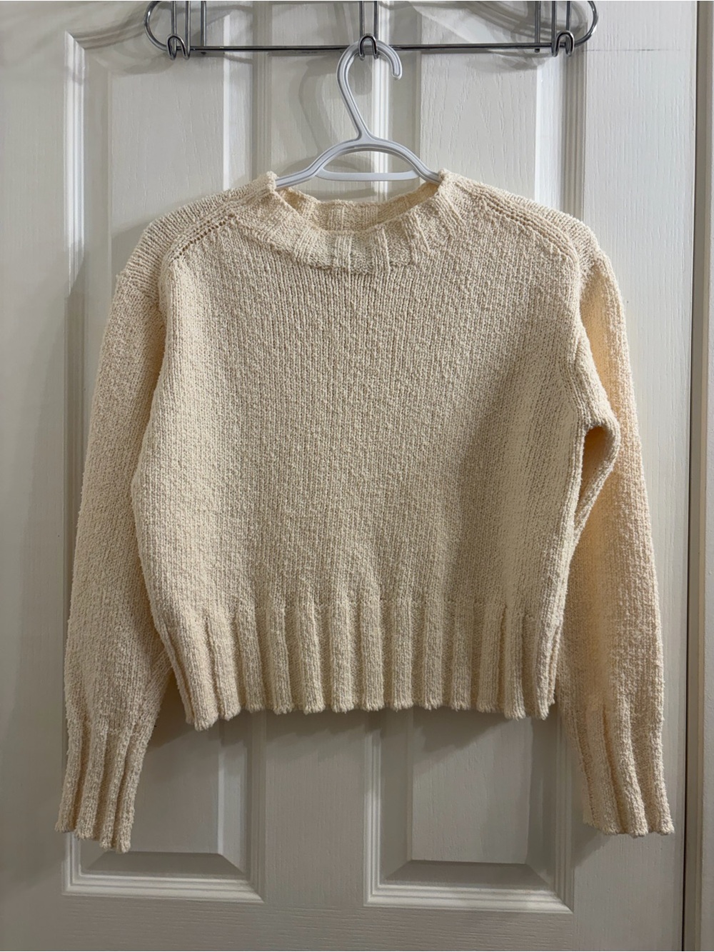 Cream J Crew Knit Crewneck Sweater - Women in XS
